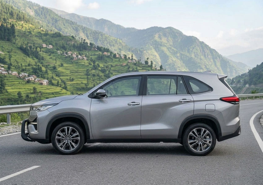 Innova Hycross