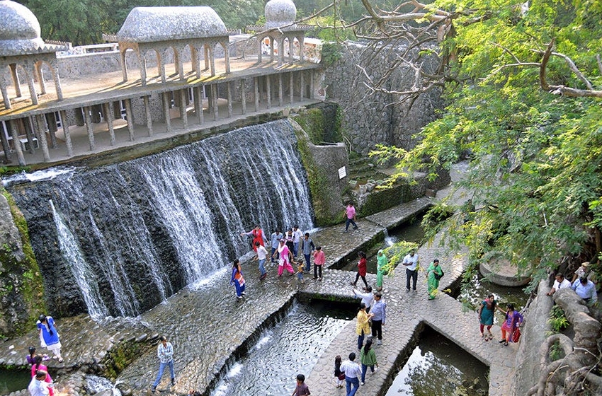 Chandigarh to Srinagar & Pahalgam Tour