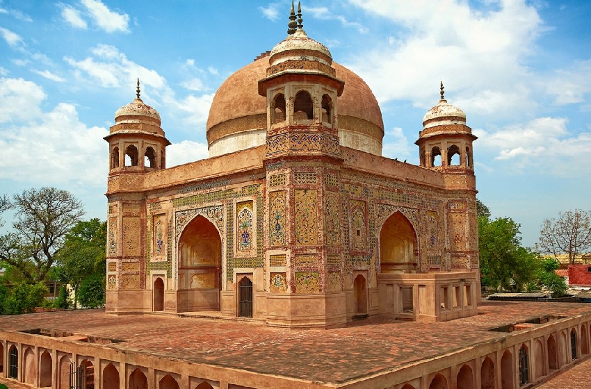 Jalandhar Taxi Service
