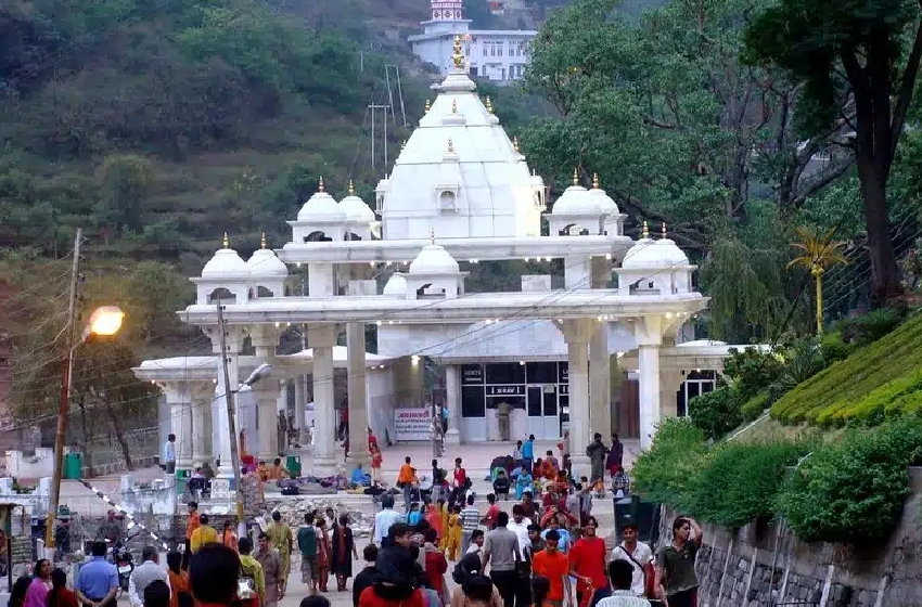 Srinagar to Katra via Amritsar