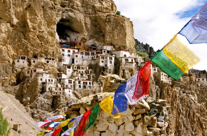 Chandigarh to Leh Ladakh: Ultimate Himalayan Escape
