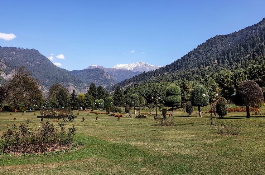 Srinagar to Sonmarg, Pahalgam & Gulmarg Tour From Chandigarh