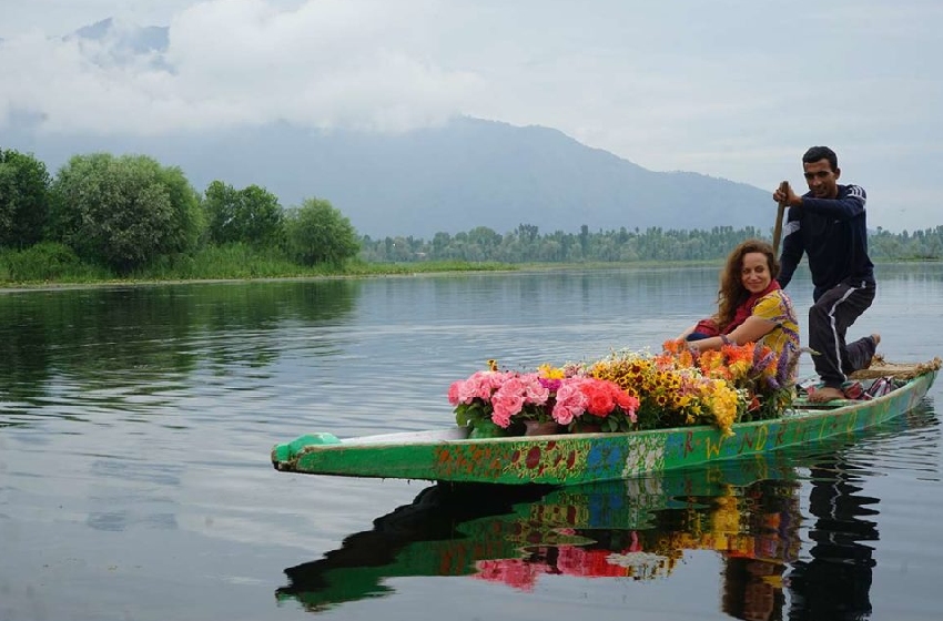Srinagar to Katra via Amritsar