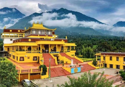 Dharamshala Tour Taxi
